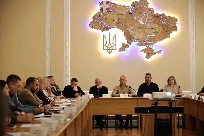 На Волині шукають додаткові місця проживання для переселенців перед зимою (фото)