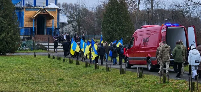 На Волині попрощалися із загиблим воїном Миколою Голодзьоном (фото)