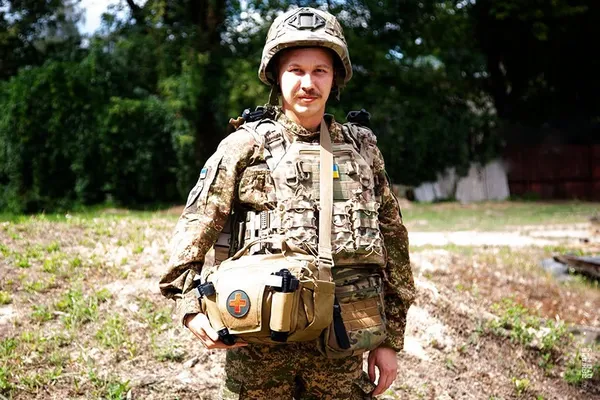 Дитячий лікар з Волині став бойовим медиком Нацгвардії та рятує життя на передовій (фото)