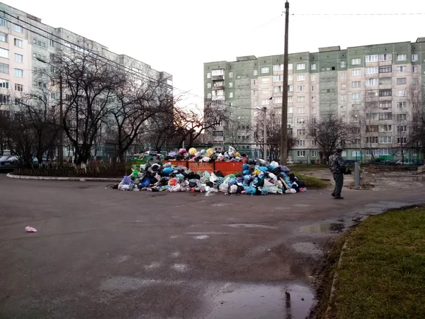 Вул. Домни Гордіюк, 37