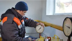 Чому він червоніє, або Яка якість газу у Луцьку (фото,  відео, експеримент)