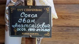 Залишилось двоє синів: у Колківській громаді попрощалися із Героєм Іваном Соколом (фото)