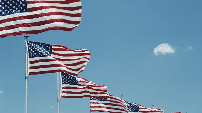 Україна почала отримувати нову військову допомогу від США