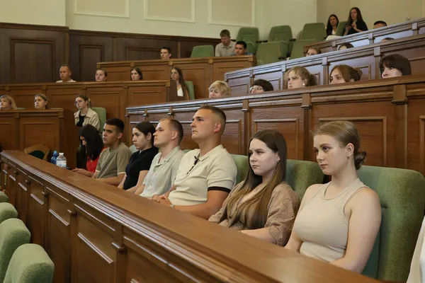 54 представники громад увійшли до першого Молодіжного конгресу Волині (фото)