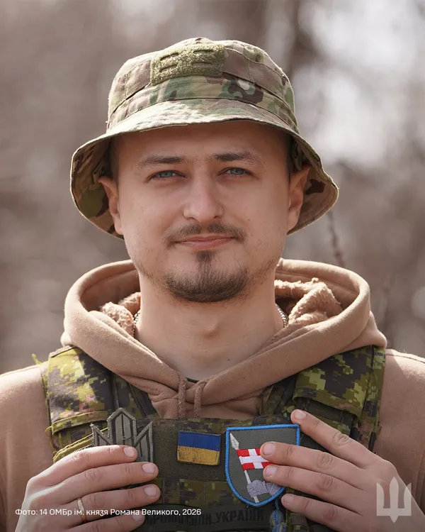 Сліди на снігу видали ДРГ, а у бійниці оселився ручний бабак: незвичні будні захисника з волинської бригади (фото)