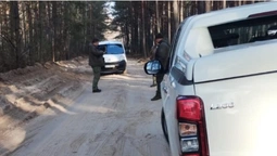 У лісі на Волині затримали чоловіків зі зброєю (фото)