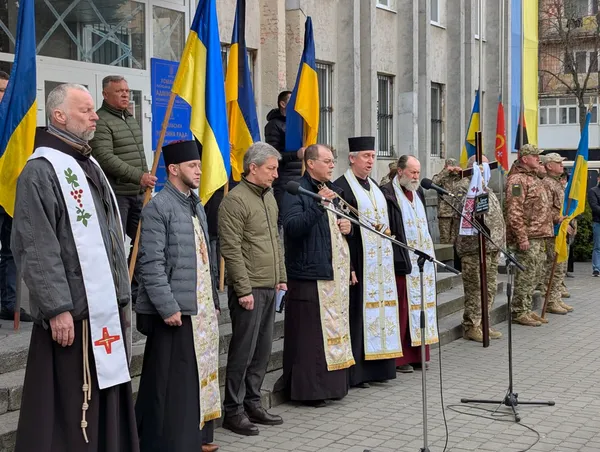На Волині попрощалися із Захисником Максимом Сущуком (фото)