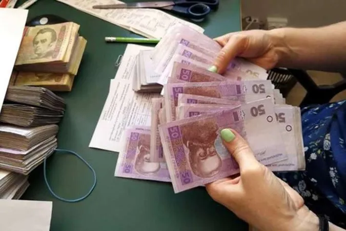 Автоматичні надбавки з липня: хто з пенсіонерів отримає додаткові гроші