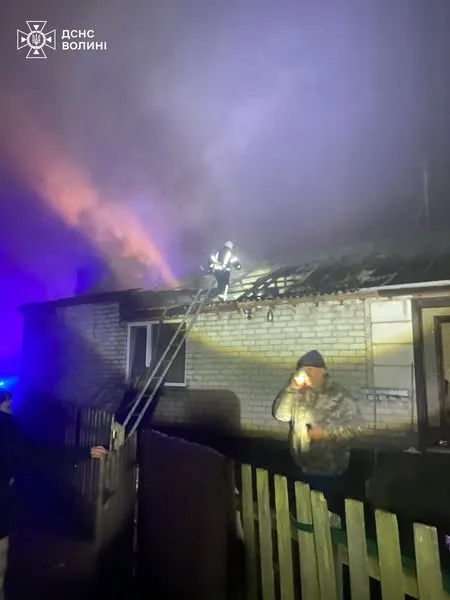 У Ковельському районі горів житловий будинок (фото)