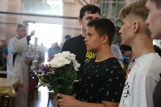 У Луцьку попрощалися із загиблими на Донеччині Юрієм Футалою та Віктором Сіліним (фото)