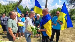 Додому після чотирьох років полону: на Волині зустріли звільненого Захисника (фото)