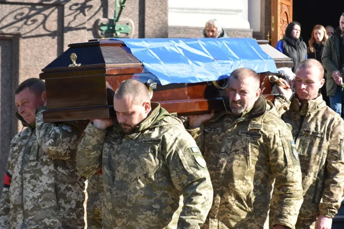 Загинув на Курщині: у Луцьку попрощалися з 31-річним Дмитром Бондаренком (фото)