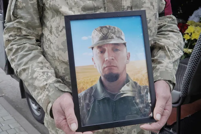 У громаді на Волині попрощалися із бійцем Михайлом Подгальським (фото)