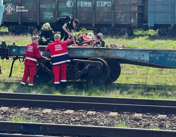 У Ковелі дитину вразило струмом на вагоні-цистерні (фото)