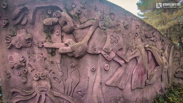 За 60 кілометрів від Луцька серед дерев і ставків заховався парк забутих фігур (фото)