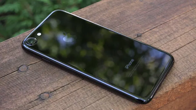 Луцький виробник ковбас розігрує iPhone 7
