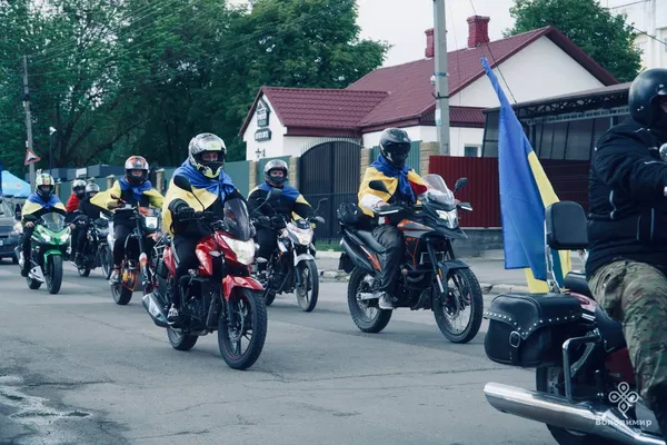 У Володимирі провели в останню дорогу померлого захисника Володимира Жолкіна (фото)