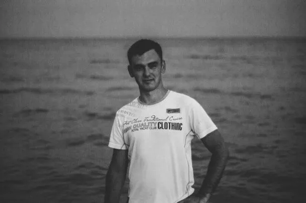 «Можливо, я поховала не свого сина»: у частині «дніпровського стрільця» загадково гинуть солдати