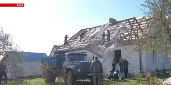 У селі біля Луцька вибухова хвиля від падіння шахеда пошкодила 4 житлові будинки (відео)
