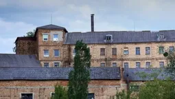Не лише фабрика: що було на «Лучанці» до того, як там почали шити білизну й одяг