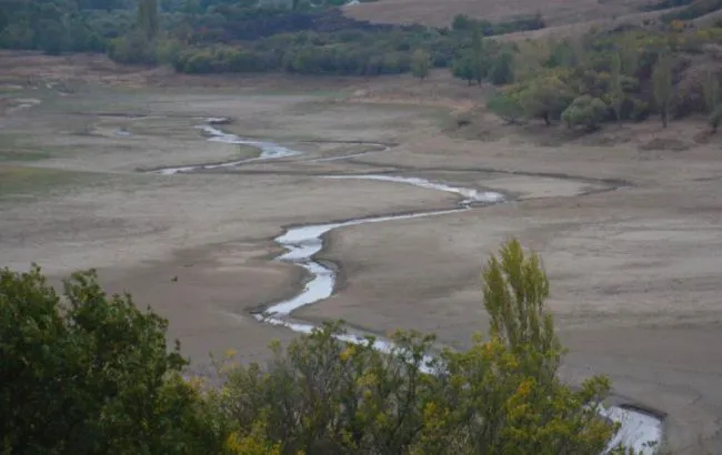 «Відповідальність за водопостачання в Криму - на Росії», - представництво Президента