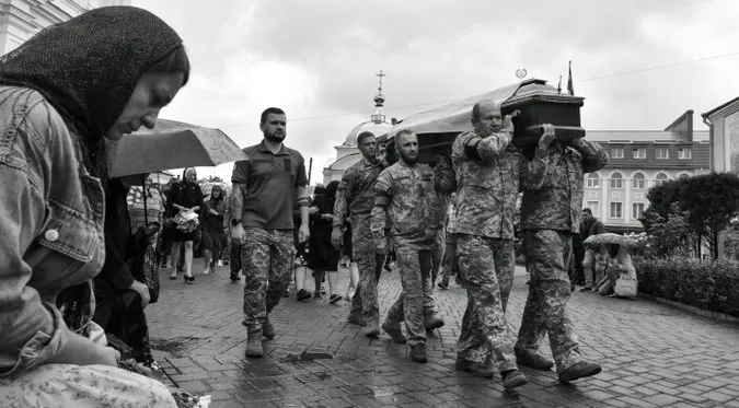 У Луцьку попрощалися із загиблим під Ямполем Дмитром Пержилом (фото)