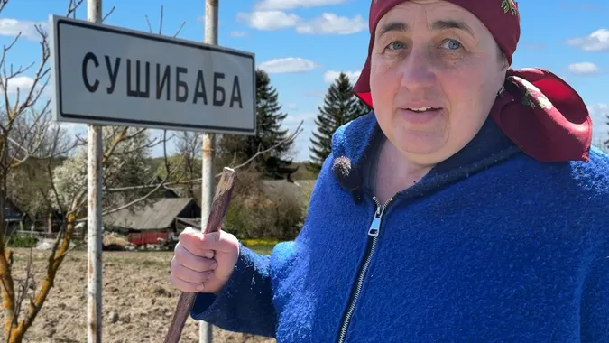 Майже нікому сказати «добрий день»: як живе волинське село з незвичною назвою (відео)