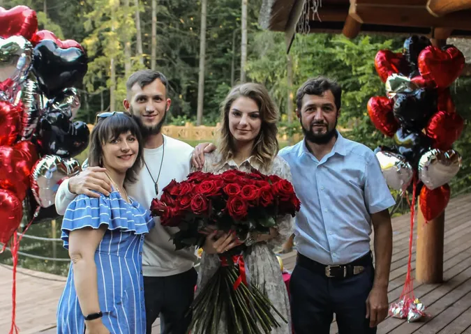 Настоятель церкви біля Луцька оженив сина (фото)
