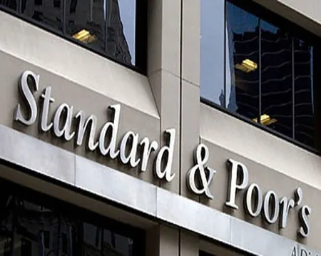 S&P знизив рейтинг ПриватБанку до вибіркового дефолту