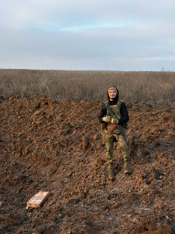 Татуювання стало позивним: 24-річний лучанин «Чіп» піхотинцем пройшов Авдіївку та Мар’їнку і став оператором БпЛА