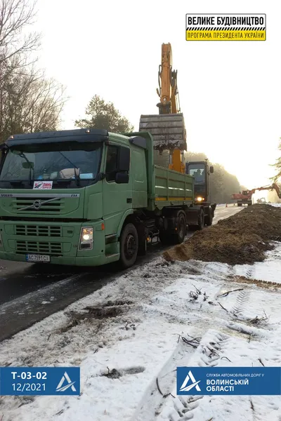 На Волині завершують ремонт 19 кілометрів найдовшої дороги області (фото, відео)