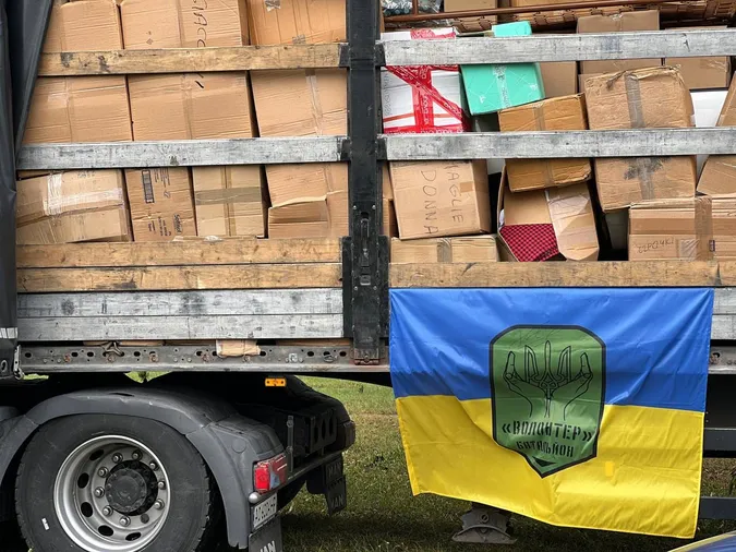 На Волині школі-інтернату передали гуманітарну допомогу (фото)