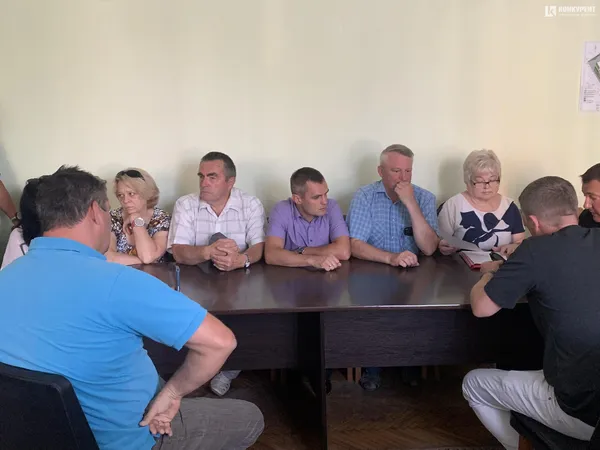 Активісти прийшли до мера на розмову