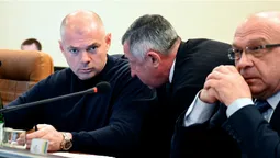 Розвал "Самопомочі", попередження Гунчику та загниваюча скотина (фоторепортаж)