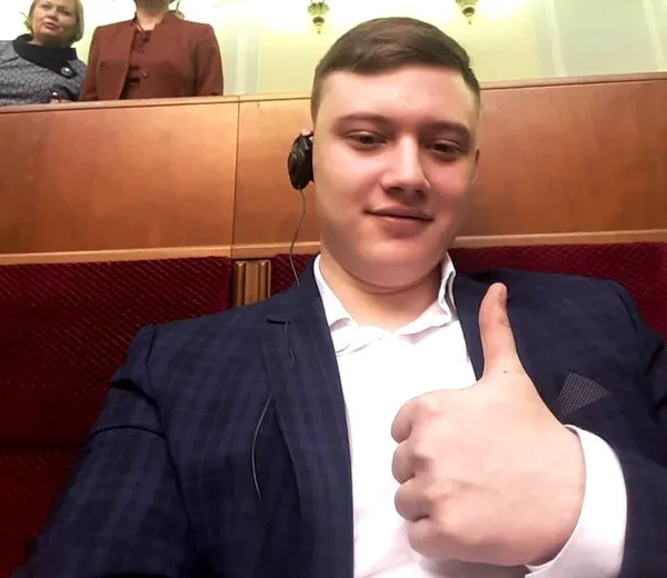 Ніхто нікого не слухає: свідомий лучанин поділився враженнями після перебування у ВР (фото)