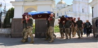 У Луцьку попрощалися з Героями Романом Меюсом та Олександром Радивоніком (фото)
