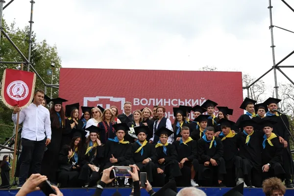 У Луцьку посвятили в студенти понад 3,4 тисячі першокурсників ВНУ (фото)