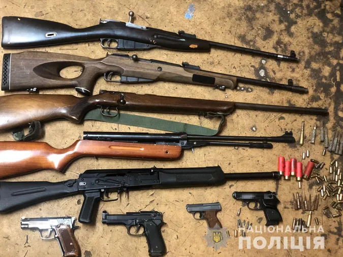 На Волині зброю переплавили на господарські речі (фото)