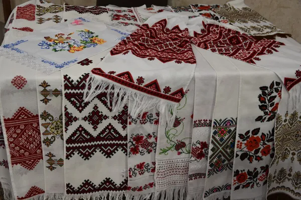 У Луцьку відбувся всеукраїнський фестиваль вишитих рушників (фото)