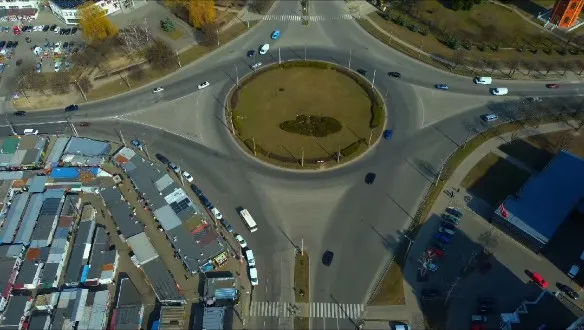 У Луцьку на кільці біля «північки» змінять схему руху (фото, відео)