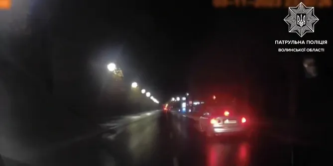 Пролетів на «червоний»: у Луцьку вулицями розсікав п'яний на Daewoo (відео)