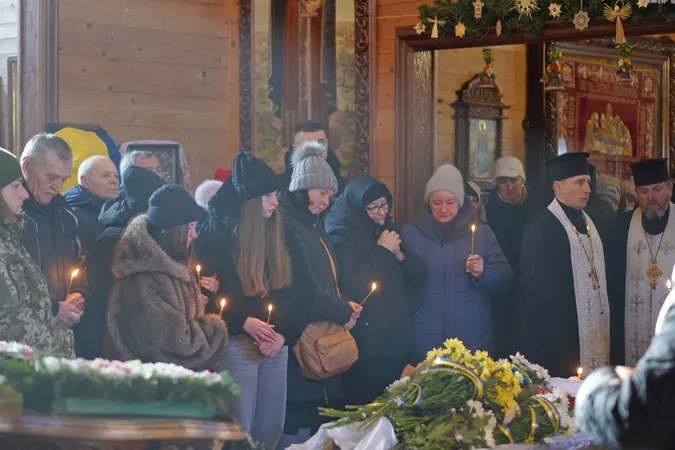 На Волині попрощались з Героєм Віталієм Сідельським (фото)