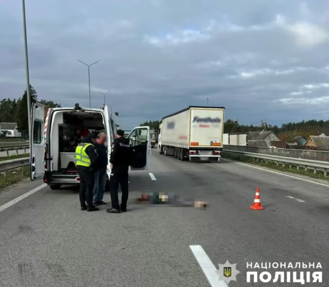 Нардеп Ніколаєнко збив на смерть 18-річну дівчину на Житомирській трасі (фото)