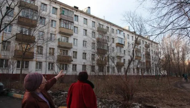 Прописувати купу родичів – безглуздо: розповіли, як планують знесення «хрущовок»