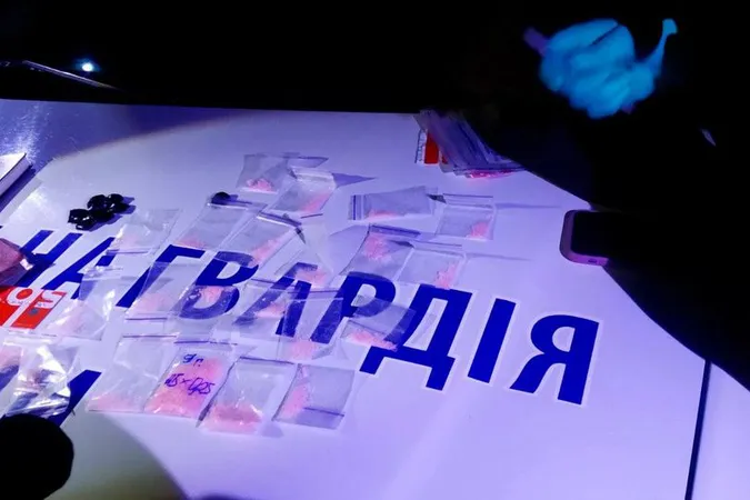 Умовний термін не завадив: у Луцьку затримали «закладника» з наркотиками (фото)