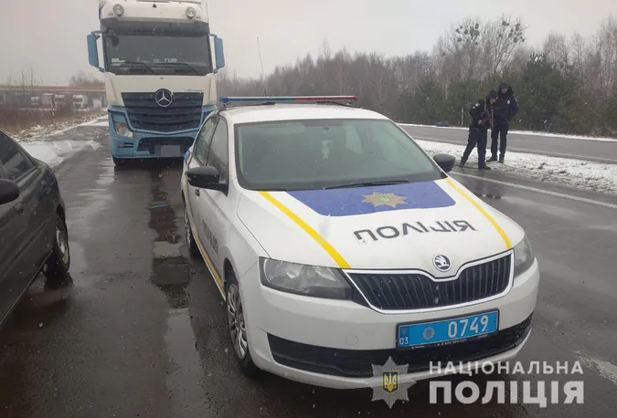 На Волині п'яний водій вантажівки хотів «відкупитися» за двісті злотих (фото)