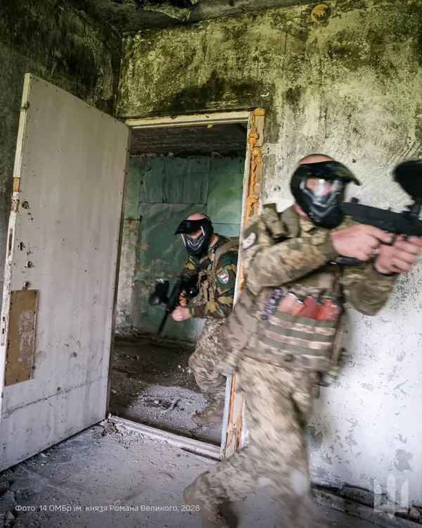 На полі бою немає місця для «кожен сам за себе»: як тренуються бійці Князівської бригади (фото)