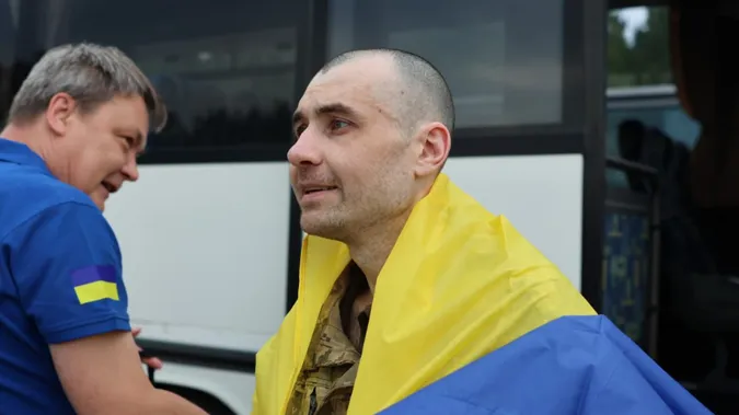 Наші вдома: Україна повернула захисників, які були у полоні ще з 2022 року
