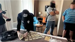 У Львові затримали експоліцейського з трьома кіло кокаїну (фото, відео)