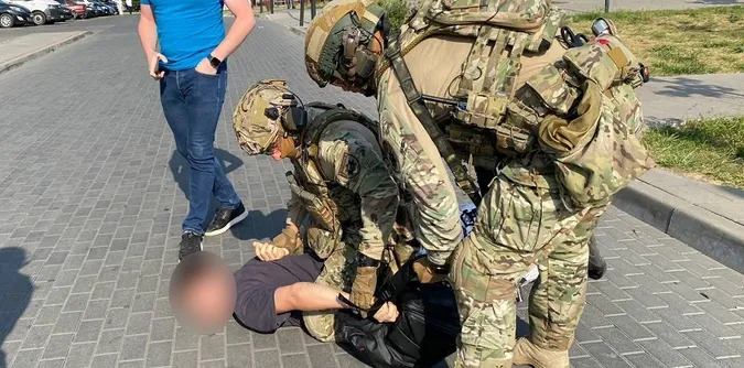 По військовослужбовцях ТЦК стріляв з рушниці 40-річний лучанин, – поліція (фото, відео)